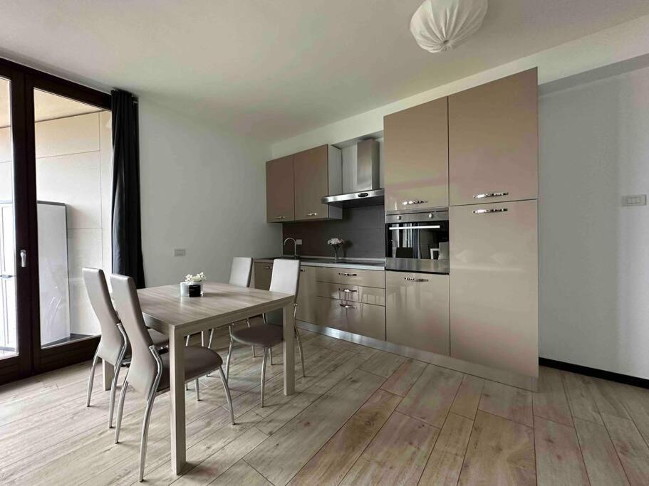 Monolocale Con Balcone Self Check In Milano Sempione Apartment Exterior photo